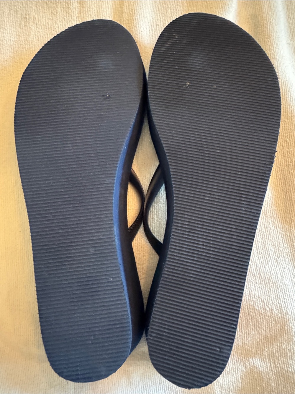 Old Navy Dark Blue Foam Wedge Flip Flop Sandals - Sz 7.5 - 8 - Picture 3 of 11